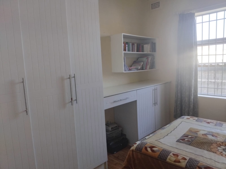 2 Bedroom Property for Sale in Quigney Eastern Cape